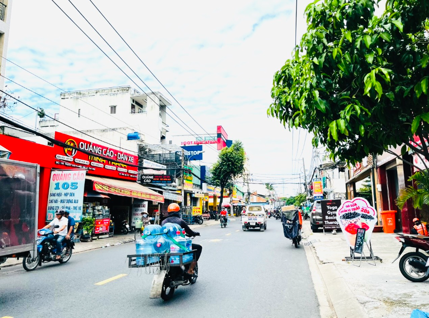 MẶT TIỀN KINH DOANH THẠCH LAM [5.3x26m], cấp 4. ĐANG CHO THUÊ 30TR/THÁNG