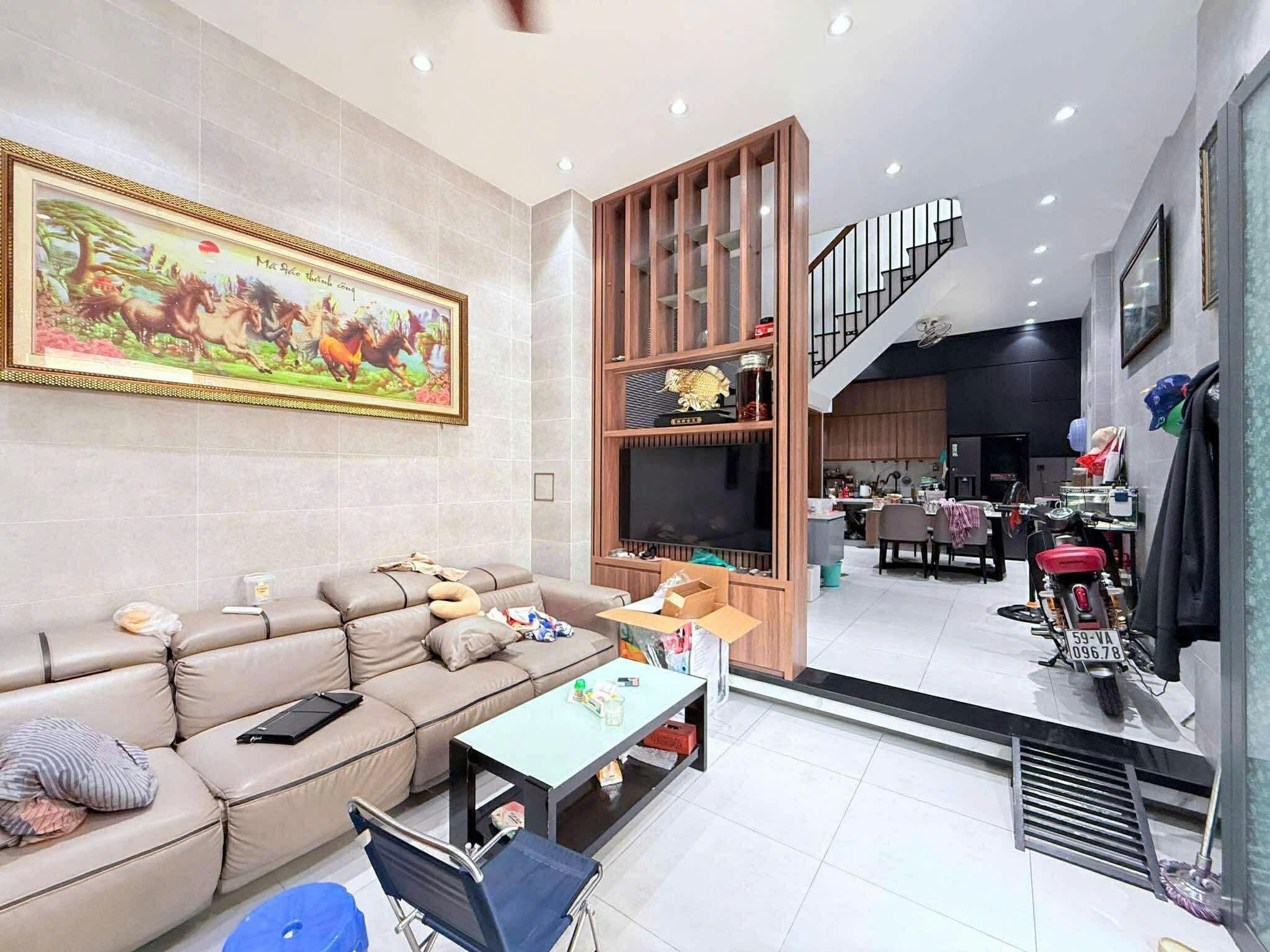 Căn góc 2 mặt tiền đường số 14, Bình hưng hoà A