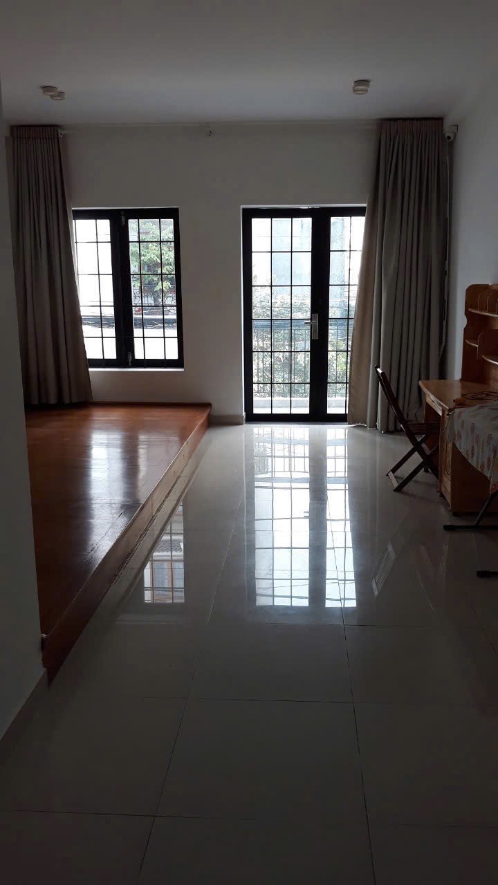 Bán Nhà hẻm Nguyễn Hữu Tiến 4.55m x 16.5