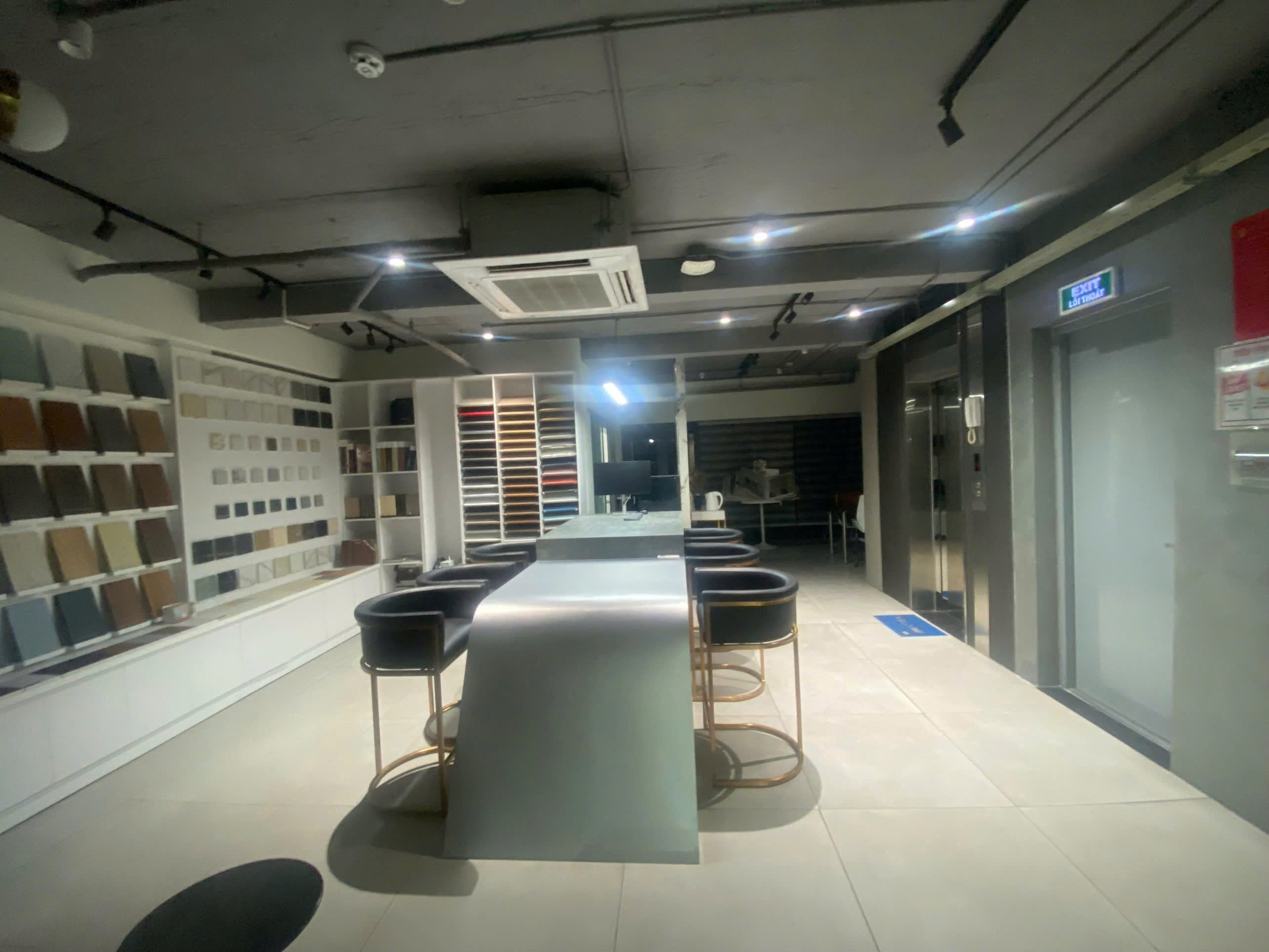 Bán Nhà mặt tiền Lê Đình Thám 8 x 22m