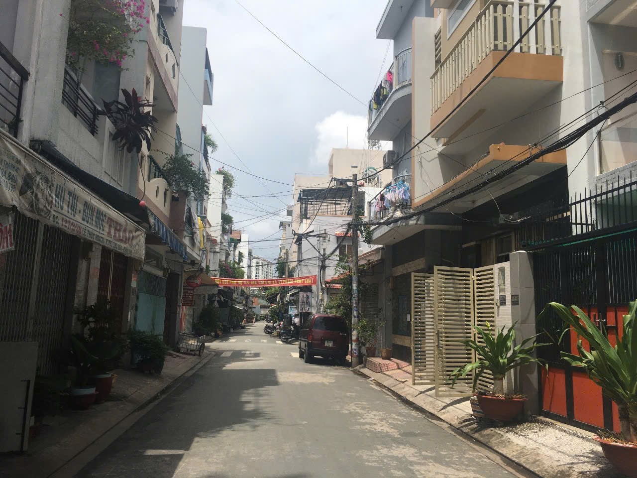 Bán Nhà hẻm Lê Thúc Hoạch 5m x 16m 1 trệt 1 lửng 2 lầu 