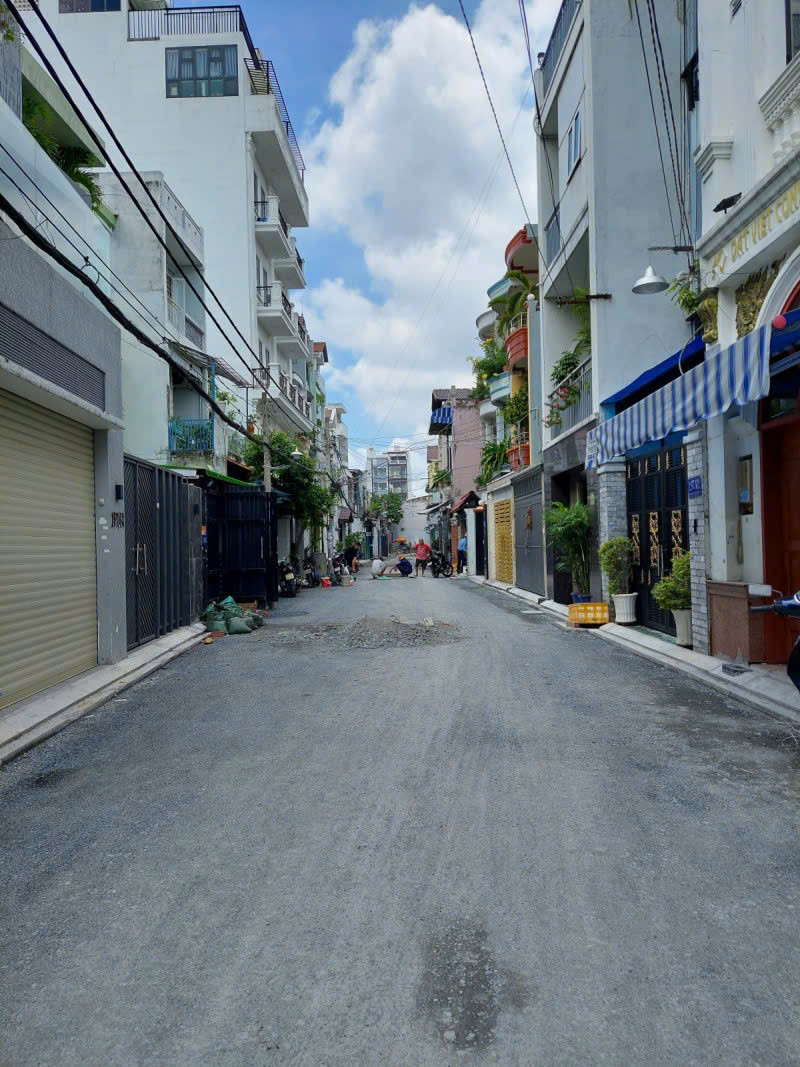 Bán Nhà hẻm Thoại Ngọc Hầu 4x21 Nhà cấp 4 + trệt 1 lầu st
