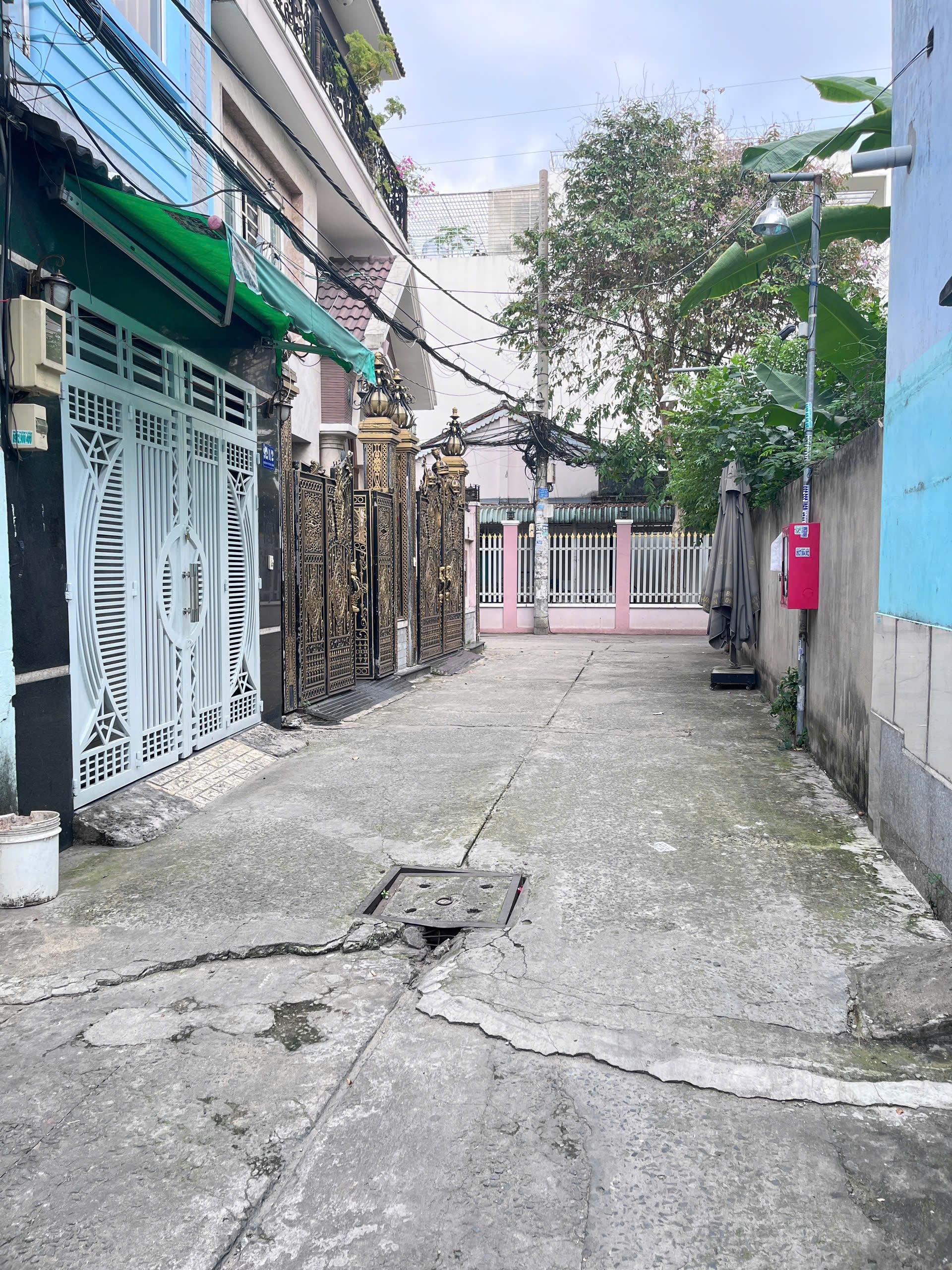 Bán Nhà hẻm Nguyễn Sơn 4.3x23.6m