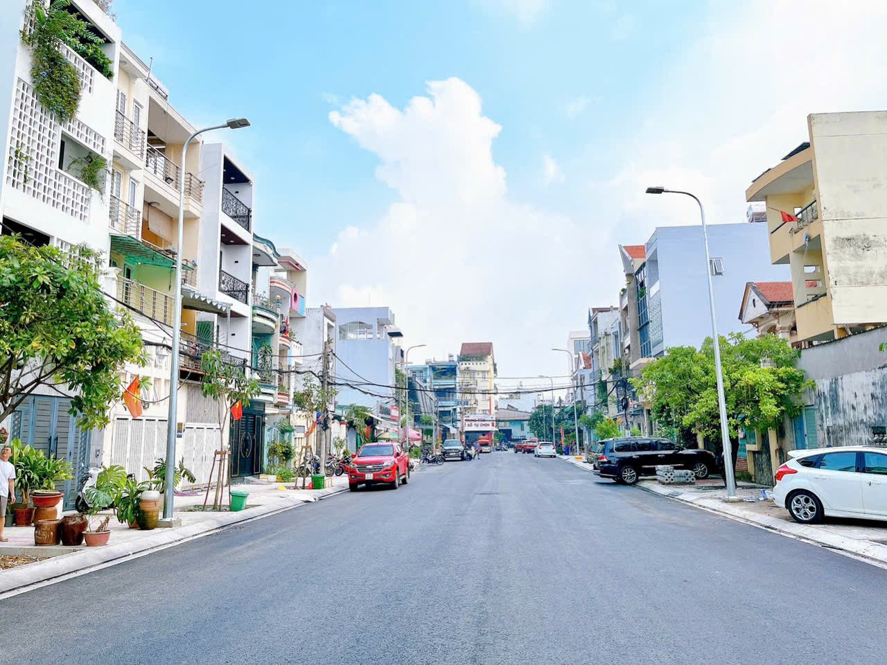 MTNB NGUYỄN CỬU ĐÀM, ĐƯỜNG 20M. VỊ TRÍ RẤT ĐẸP