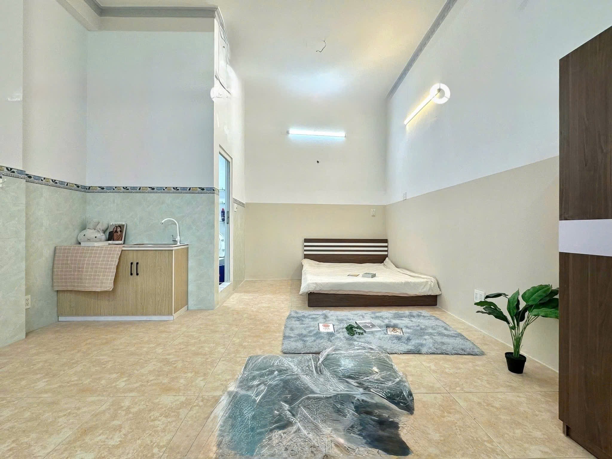 Bán Nhà mặt tiền Gò Dầu 5.3x18=112 hậu 7m