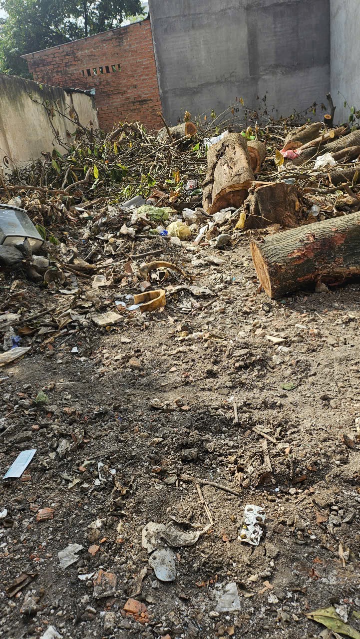 Đất trống diện tích lớn gần EON 