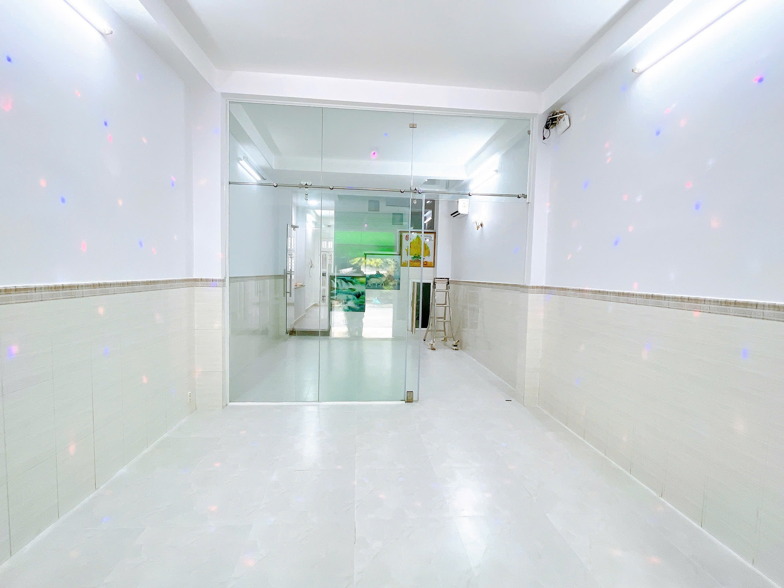 Bán Nhà mặt tiền Lê Sao 4m x 18m