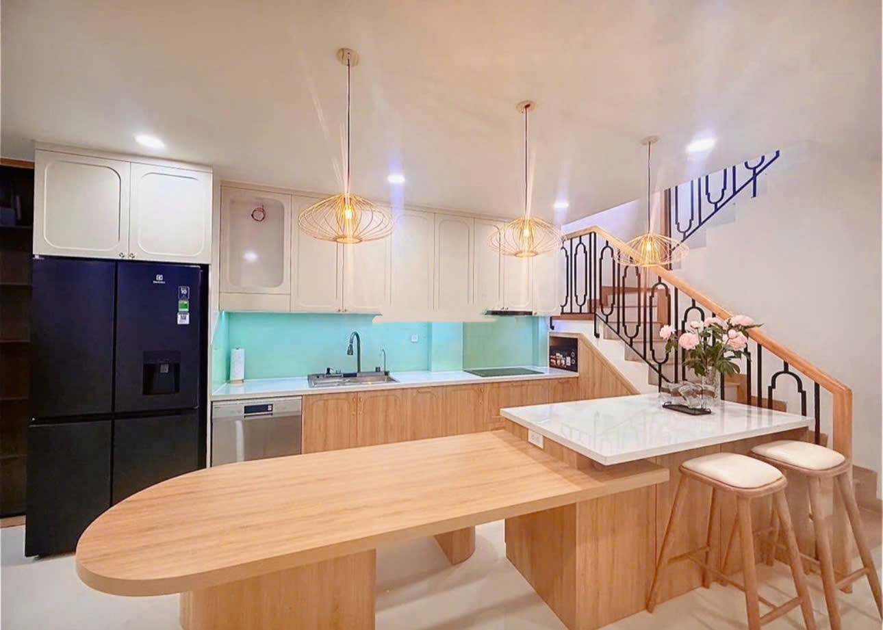 NHÀ MỚI ĐẸP NGAY AEON TÂN PHÚ [4x16m], LỬNG 2 LẦU 4PN 5WC