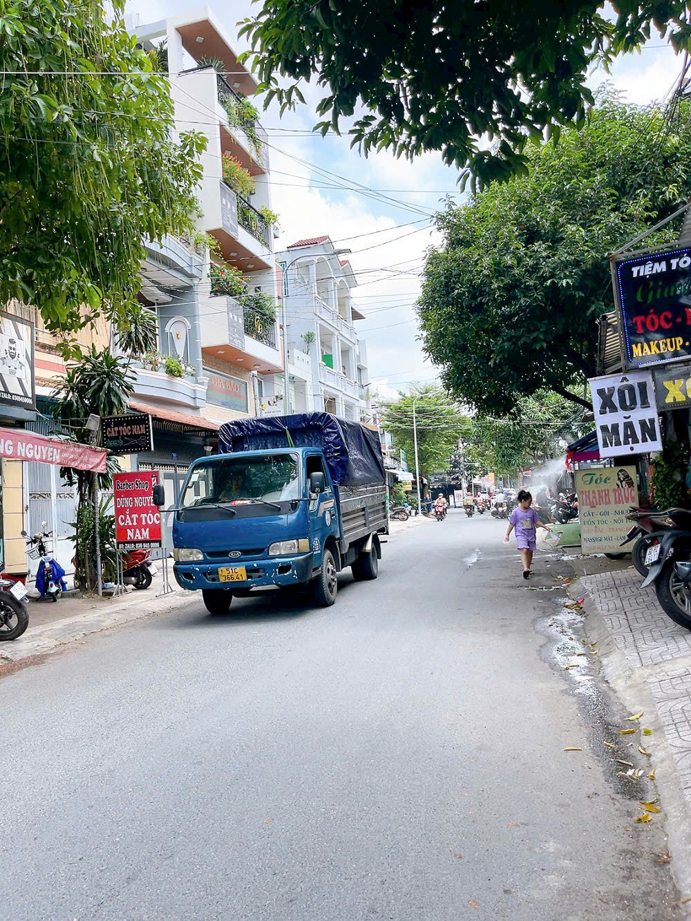 Bán Nhà mặt tiền Nguyễn Trường Tộ 4.1x10m Nhà đúc 1 trệt 1 lửng 3 Lầu sân thượng, mặt tiền rộng 10m có lề.