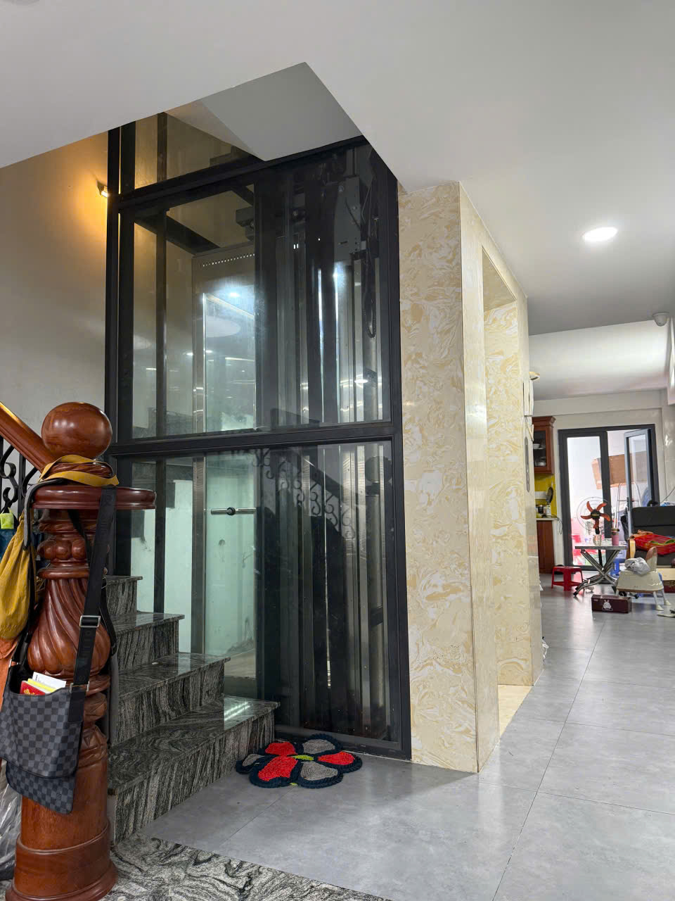 Bán Nhà hẻm Trịnh Đình Trọng 4.05x22 Trệt 3 lâu st có 5PN 5WC