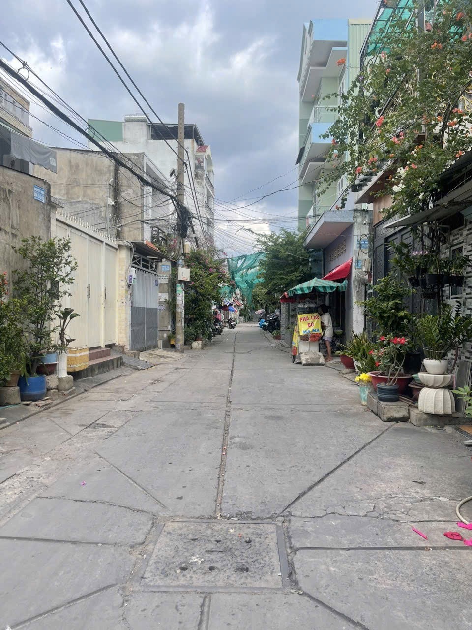 Bán Nhà hẻm Lê Trọng Tấn 5,5m x 28,5m Cấp 4