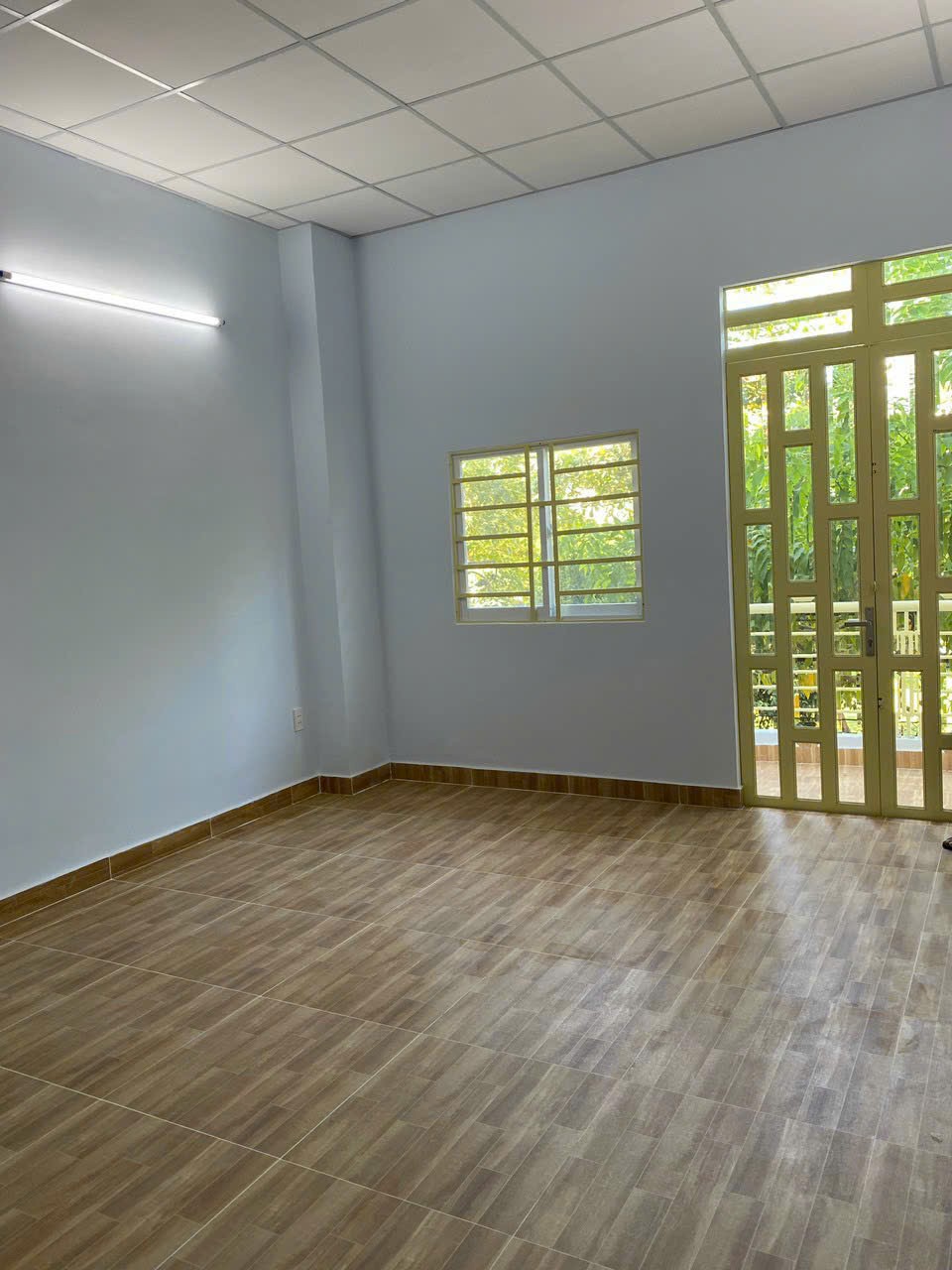 Bán Nhà mặt tiền Phan Đình Phùng 4mX14m Đúc 2lầu. Đang cho thuê Spa 17.5tr/tháng