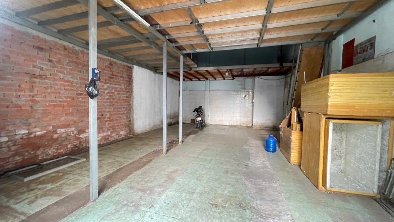 Bán Nhà hẻm Lạc Long Quân 5.8x9 
