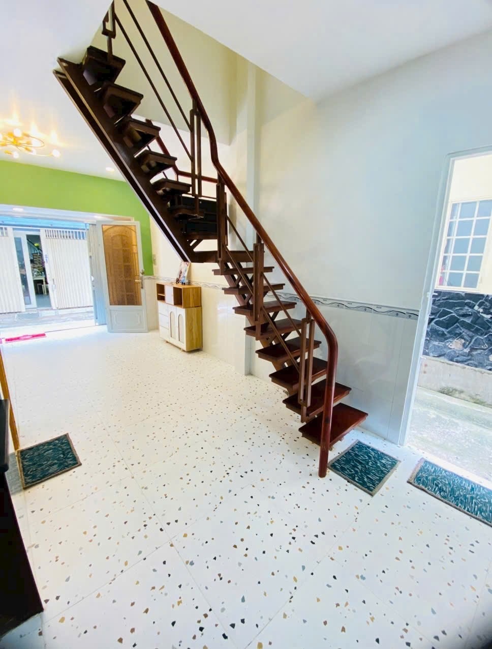 NHÀ MỚI - TÂN PHÚ