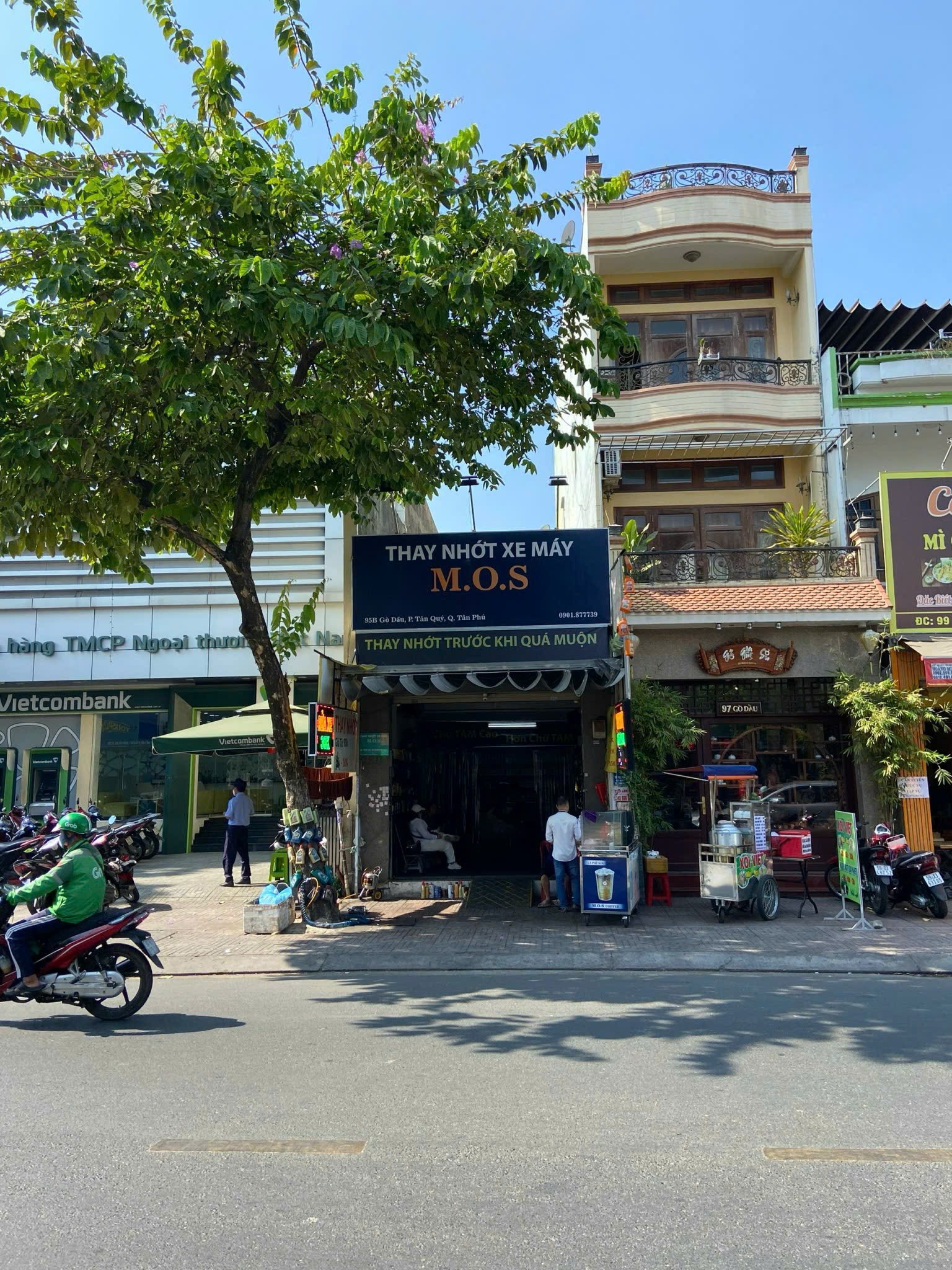 Bán Nhà mặt tiền Gò Dầu 4x21.2m Nhà Cấp 4, đang cho thuê 20tr/tháng, vị trí kế bên VietComBank Gò Dầu