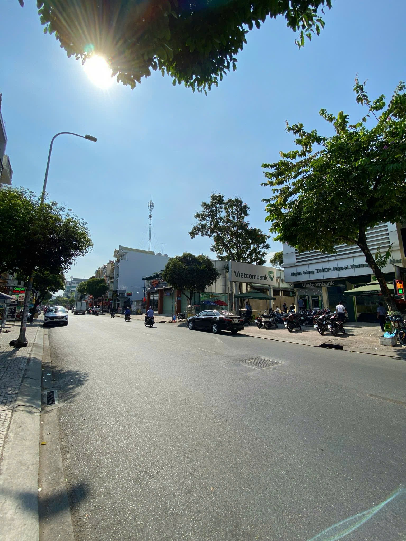 Bán Nhà mặt tiền Gò Dầu 4x21.2m Nhà Cấp 4, đang cho thuê 20tr/tháng, vị trí kế bên VietComBank Gò Dầu