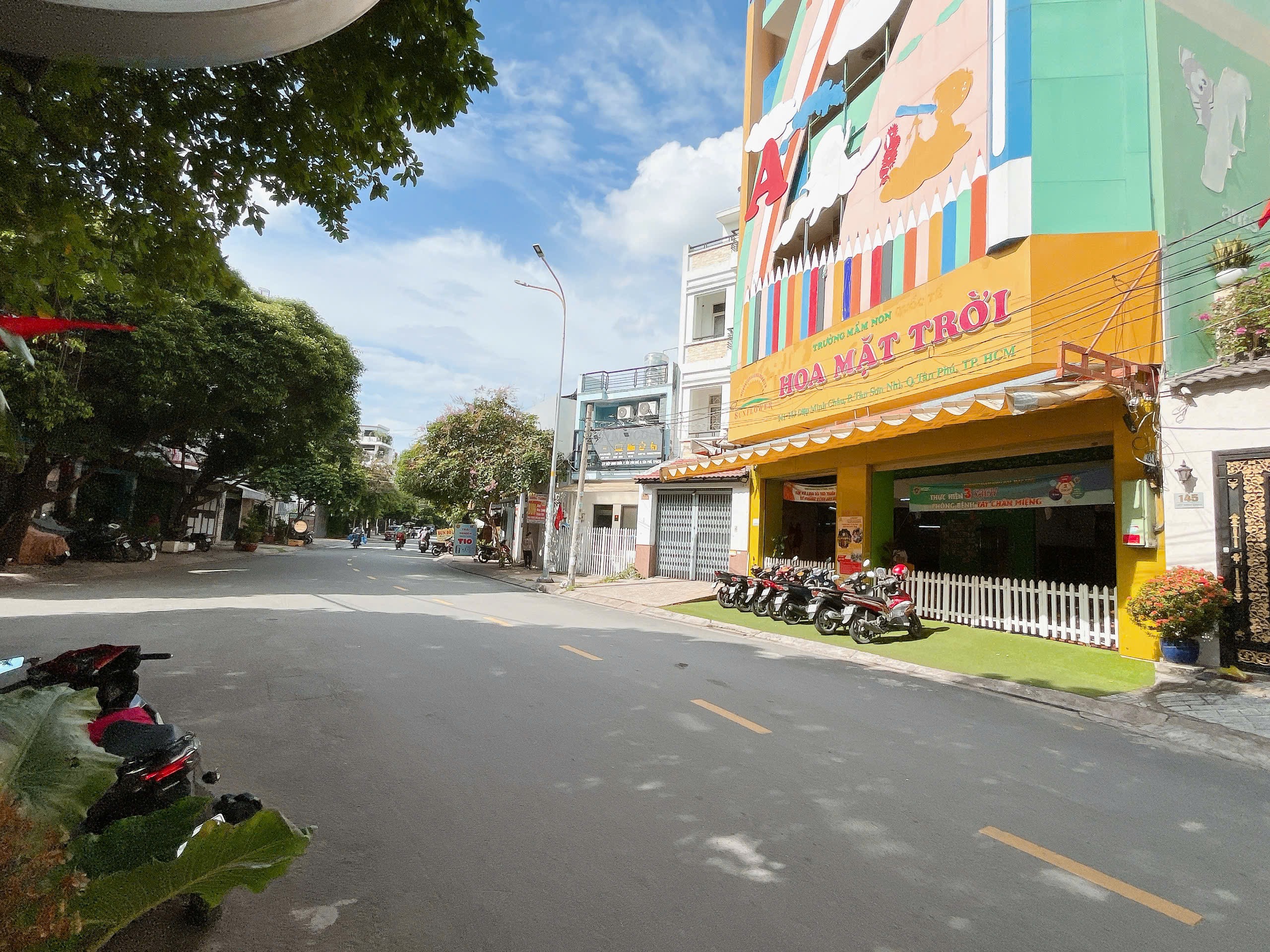 Bán Nhà mặt tiền Diệp Minh Châu 4x17,5 m Nhà c4 gác lửng đang cho thuê