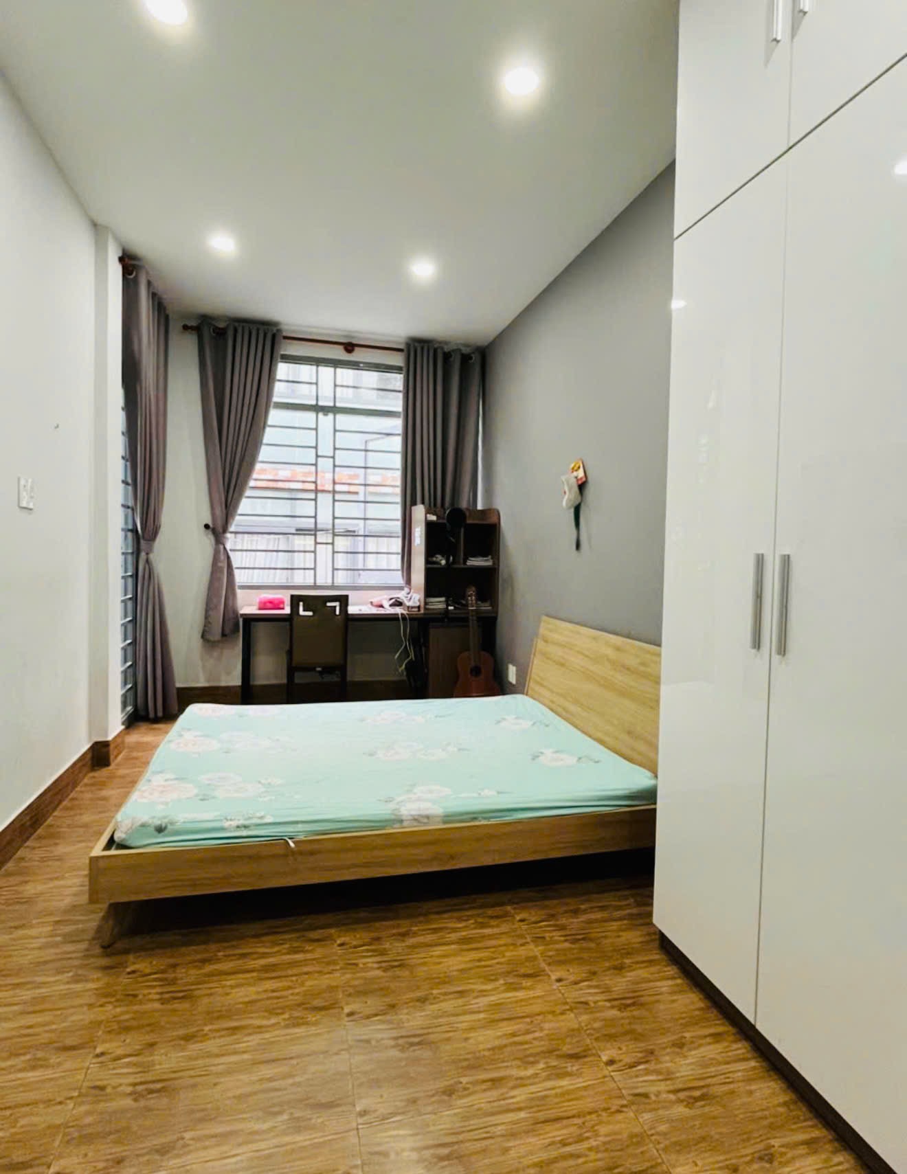 NHÀ 4 TẦNG HXH THIÊN PHƯỚC. NGANG 6M VUÔNG VỨC