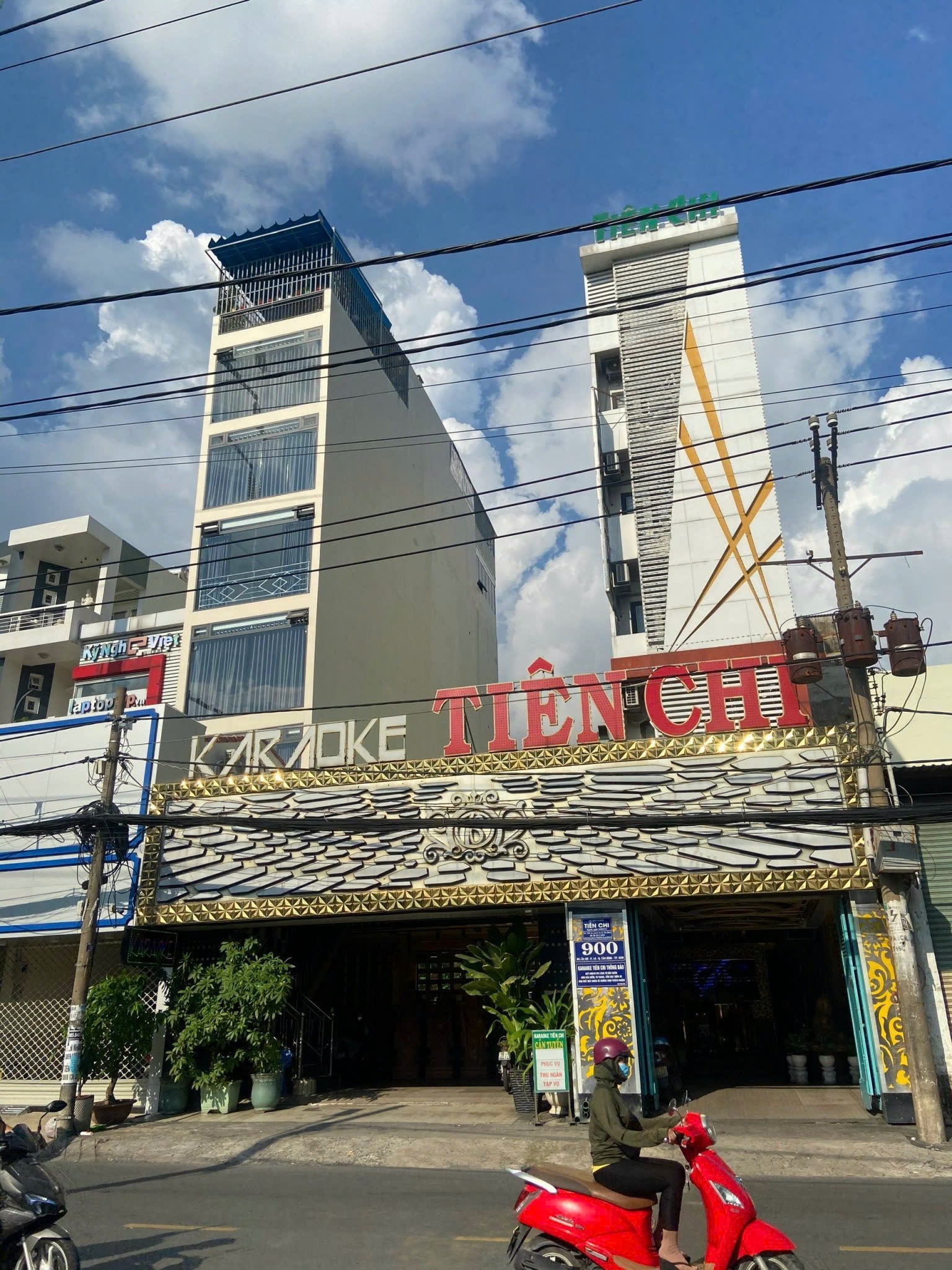 Bán Nhà mặt tiền  Âu Cơ 7x27 C4