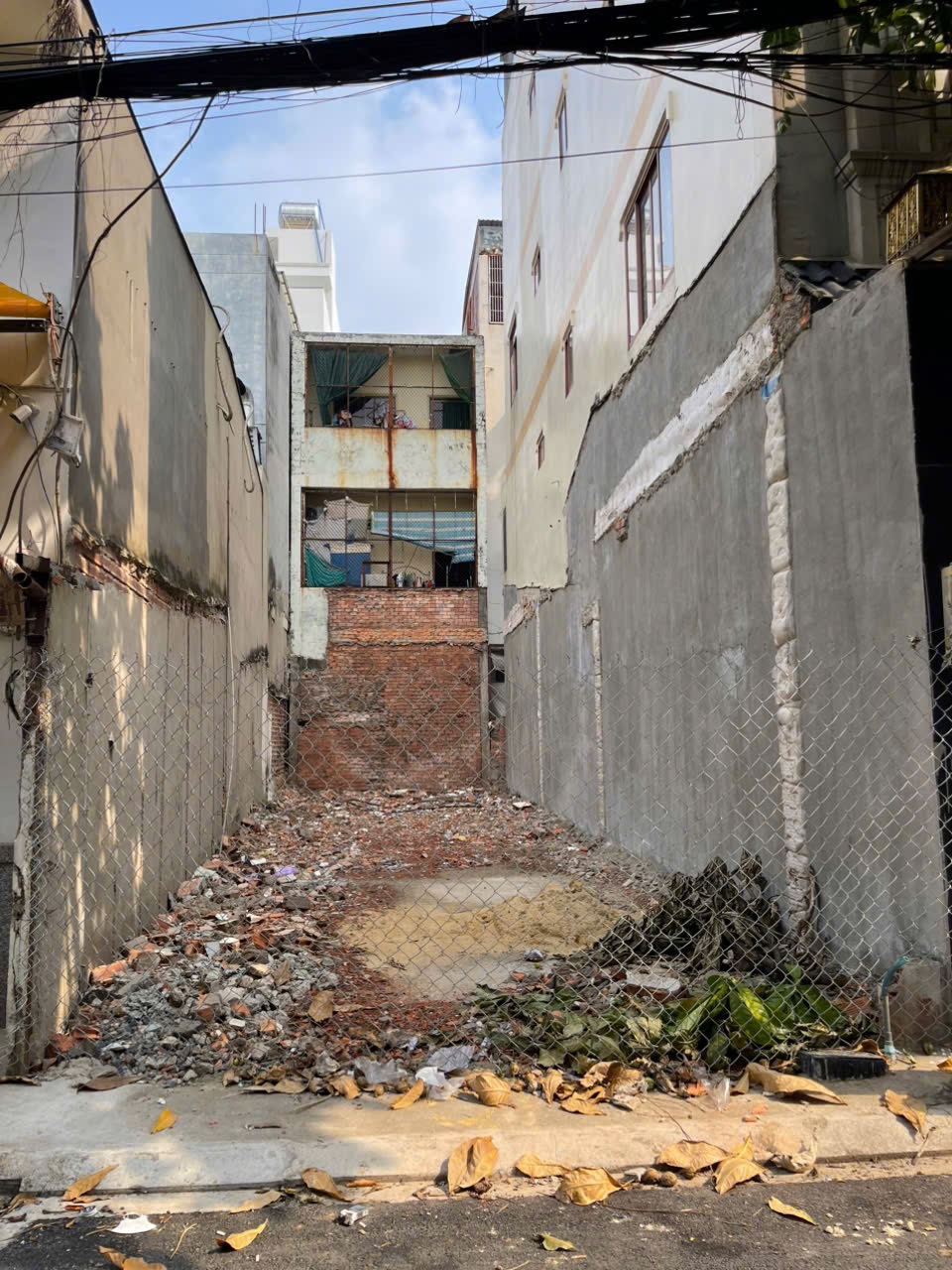 Bán Nhà hẻm  Âu Cơ 4x18 hậu 5m