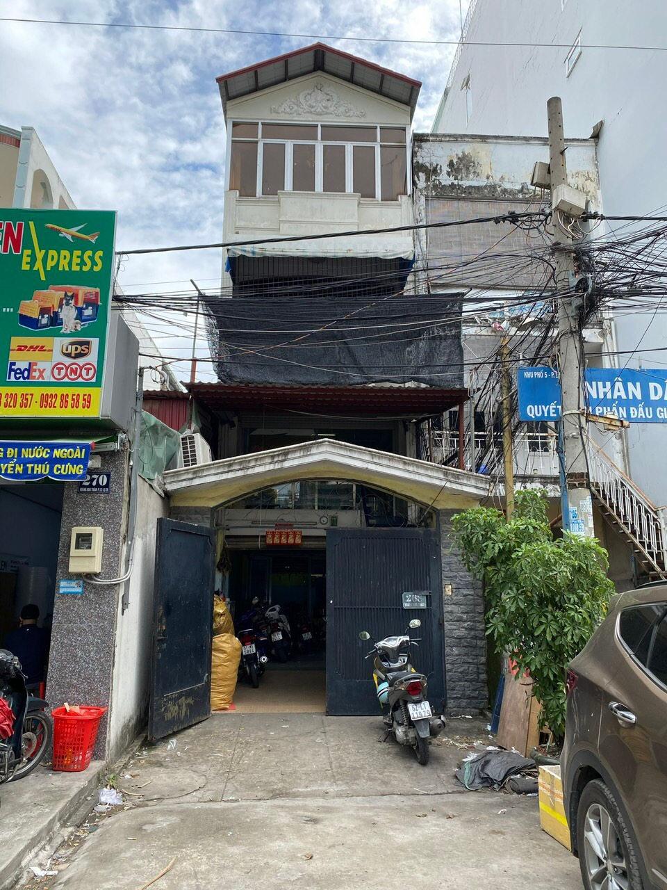 Bán Nhà mặt tiền  Hoàng Hoa Thám 4 x 25m ( cn 4 x 20m 1 lửng 2 lầu
Đang cho thuê 29tr/th