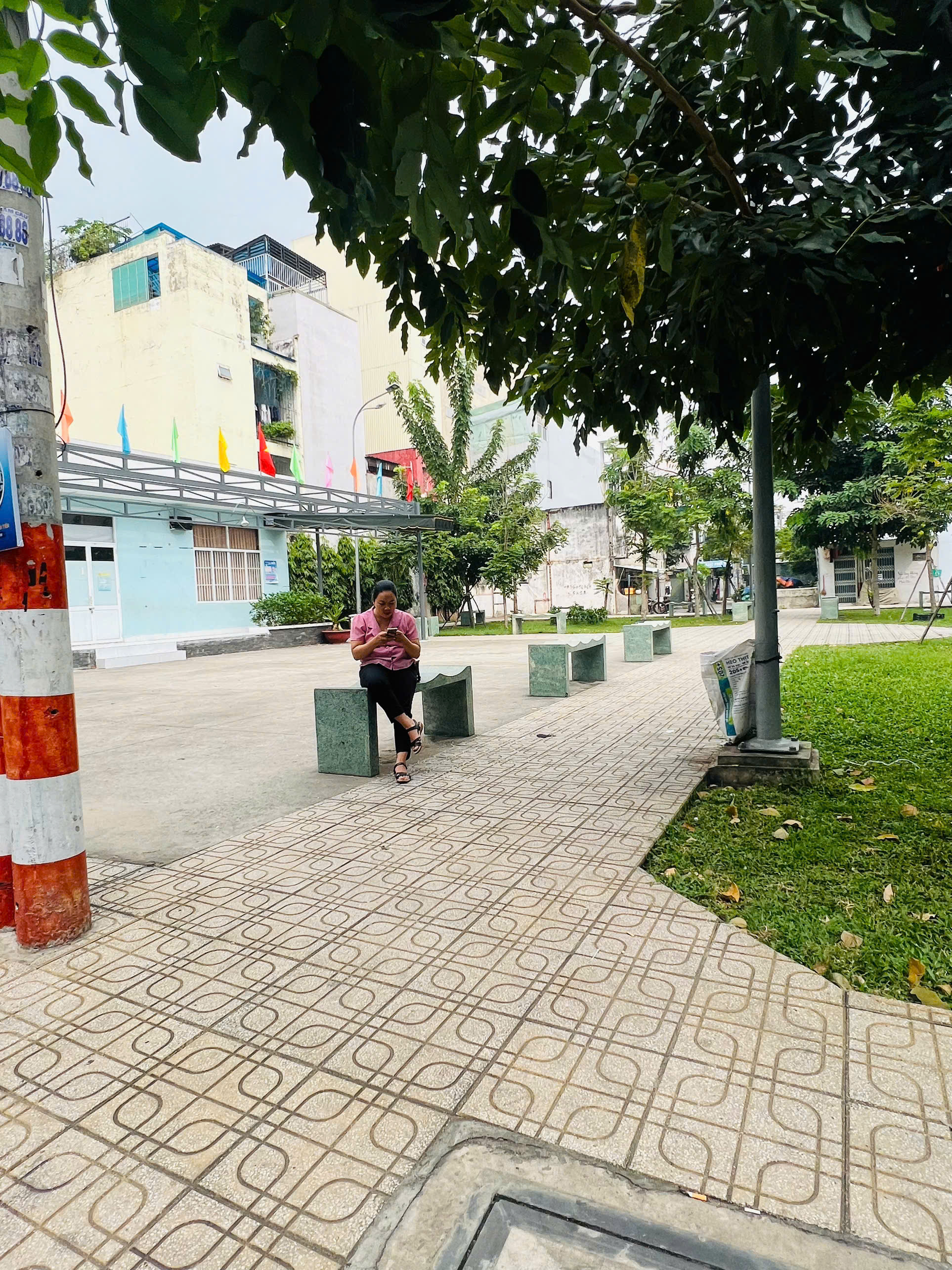 Bán Nhà hẻm Gò Dầu 4.5m x 17m 2 lầu sân thượng, ngay công viên