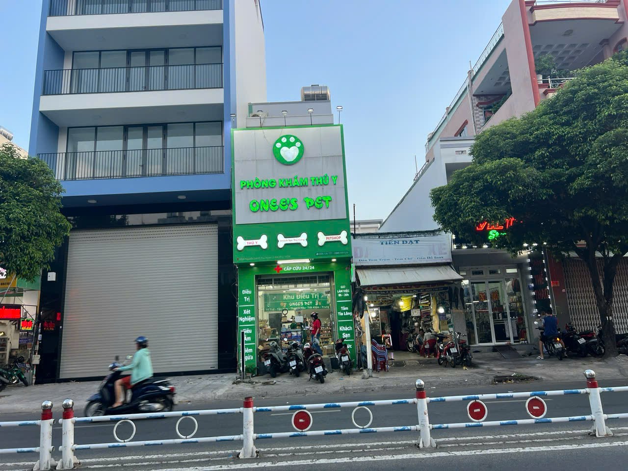 Bán Nhà mặt tiền Nguyễn Sơn 3.8x18m Nhà cấp 4, đang cho thuê có thu nhập sẵn, đường rộng 24m có lề