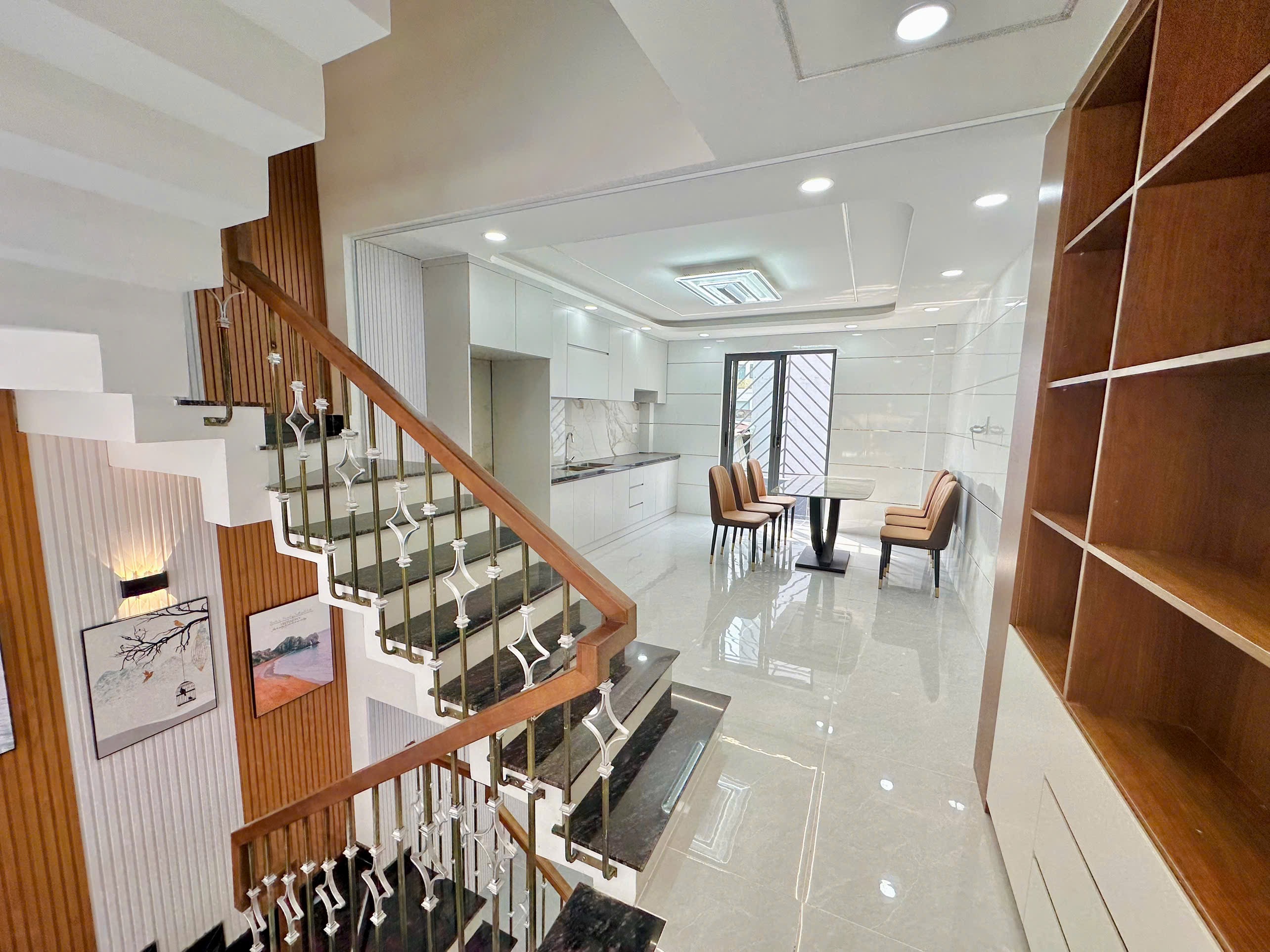 Bán Nhà mặt tiền Ao Đôi 4x13.5