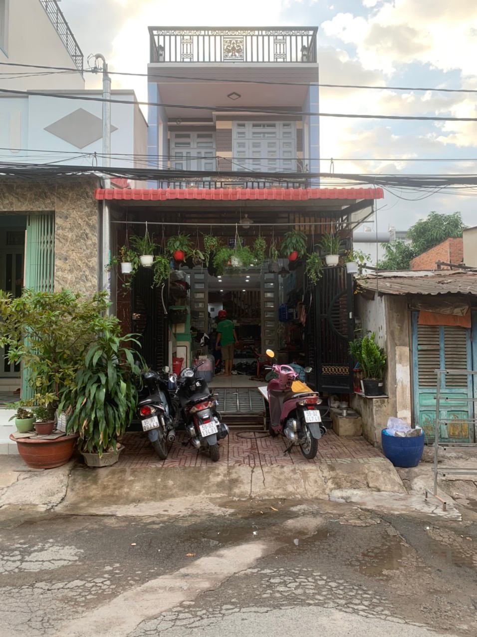 Bán Nhà hẻm Lê Đình Cẩn 4m x29M  1 LÂU 
