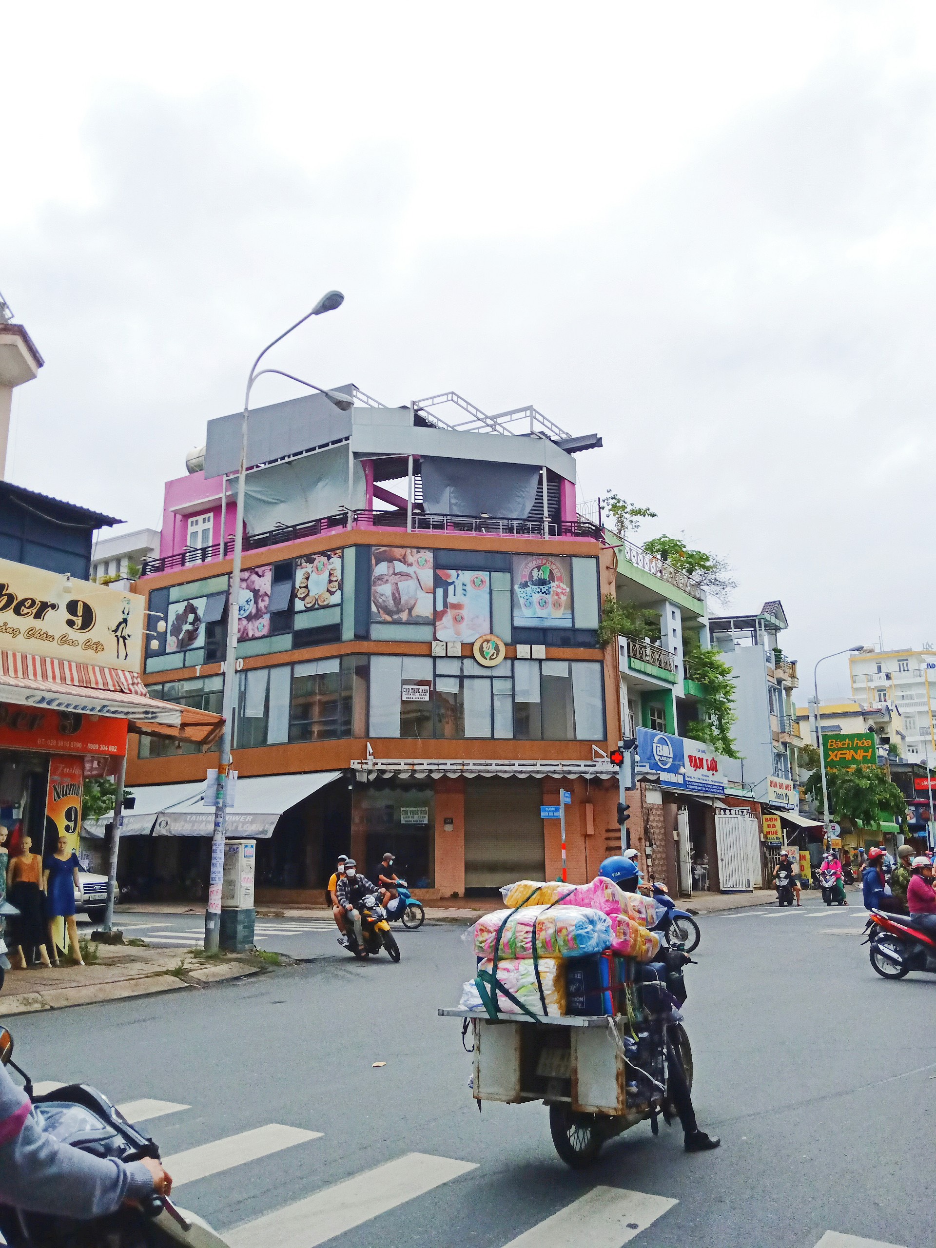 Cho thuê Nhà mặt tiền Trương Vĩnh Ký 7x17m Trệt - 3 LẦU ST